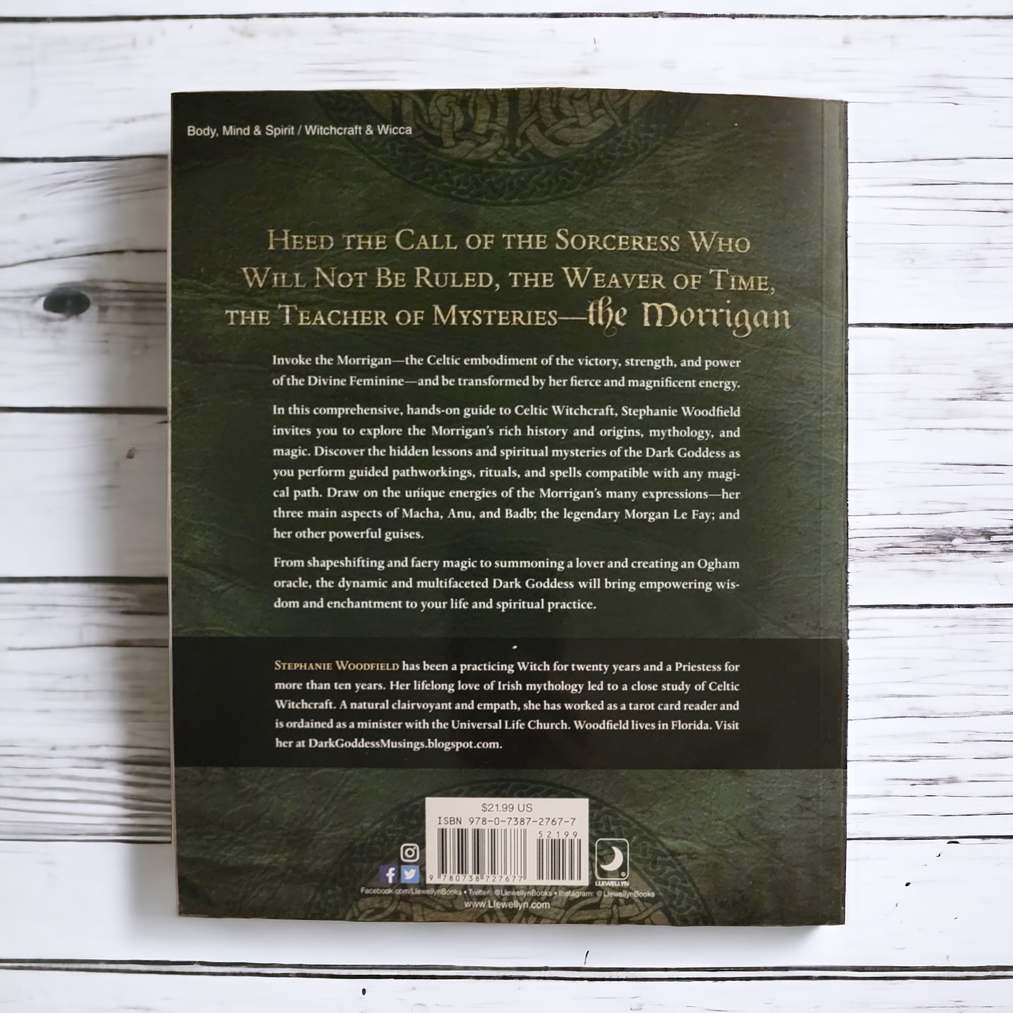 (New) Celtic Lore & Spellcraft Of The Dark Goddess: Invoking The Morrigan by Stephanie Woodfield