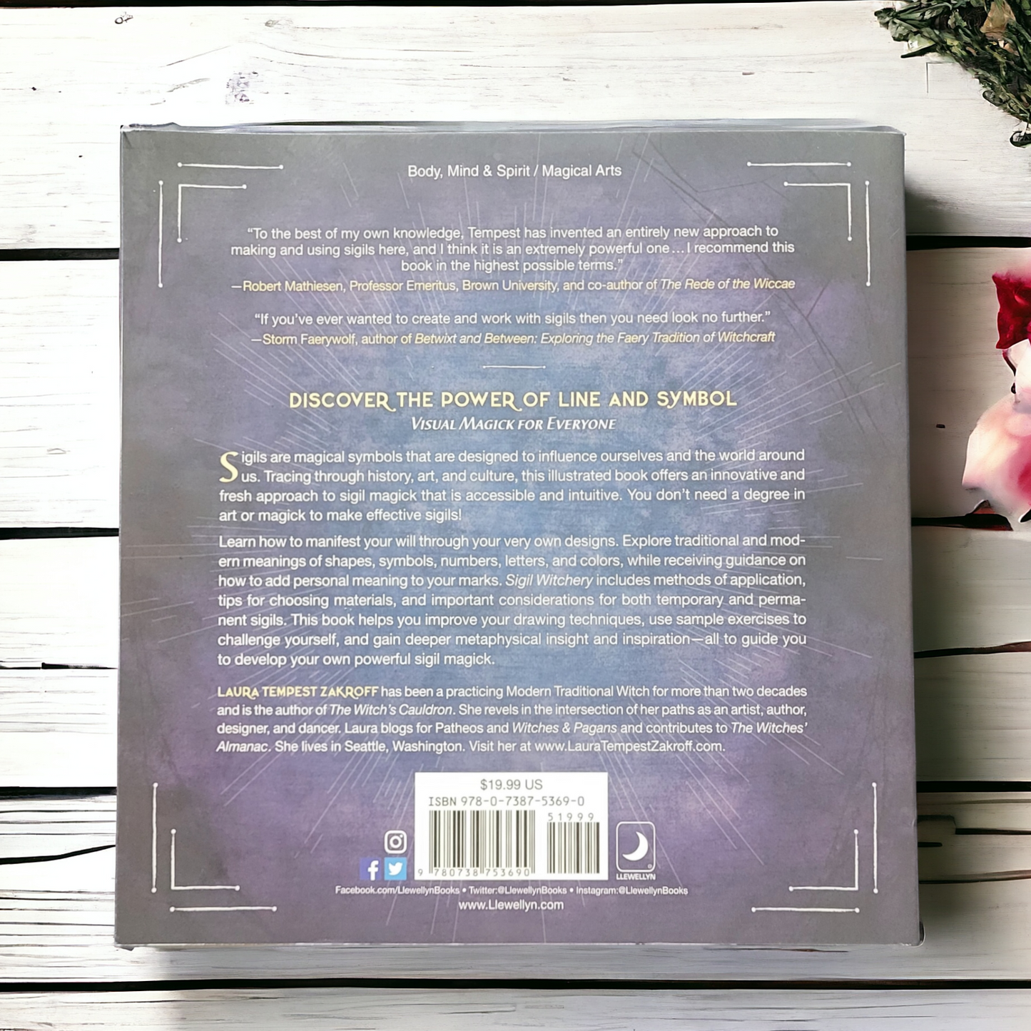 (NEW) Sigil Witchery by Laura Tempest Zakroff
